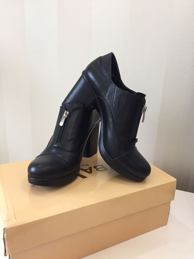 Новые кожаные ботильоны / туфли Baver (Демисезонная обувь)