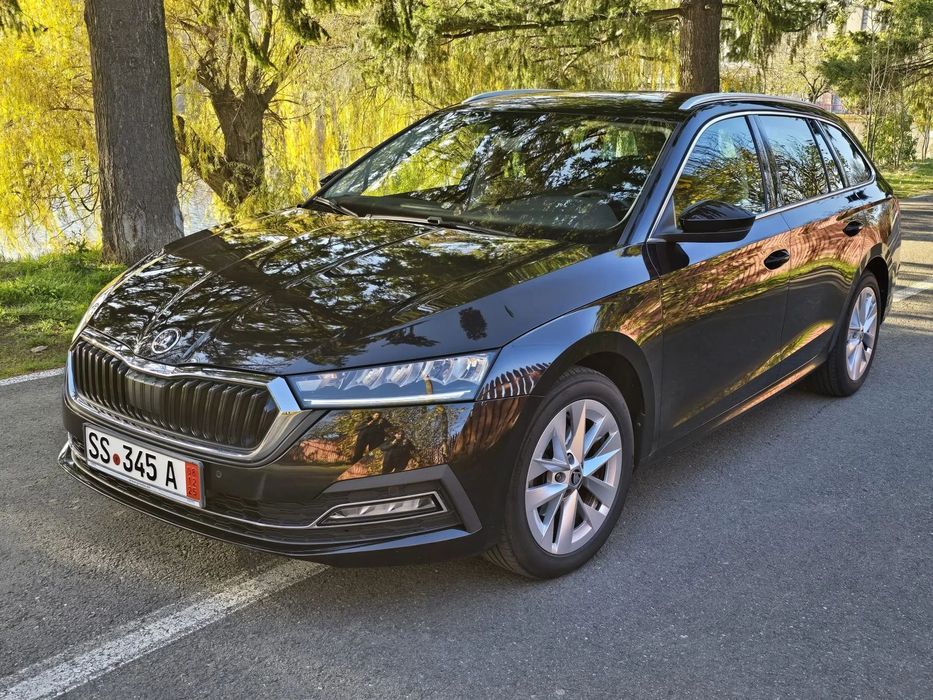 Skoda Octavia Full Led Scaune electrice Lumini ambientale Lane Side Front Assist