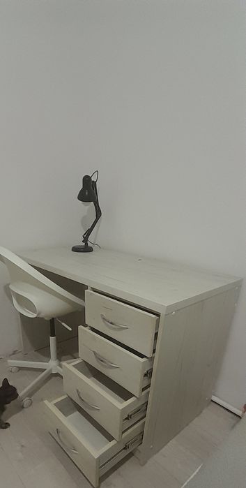 Продам стол письменный