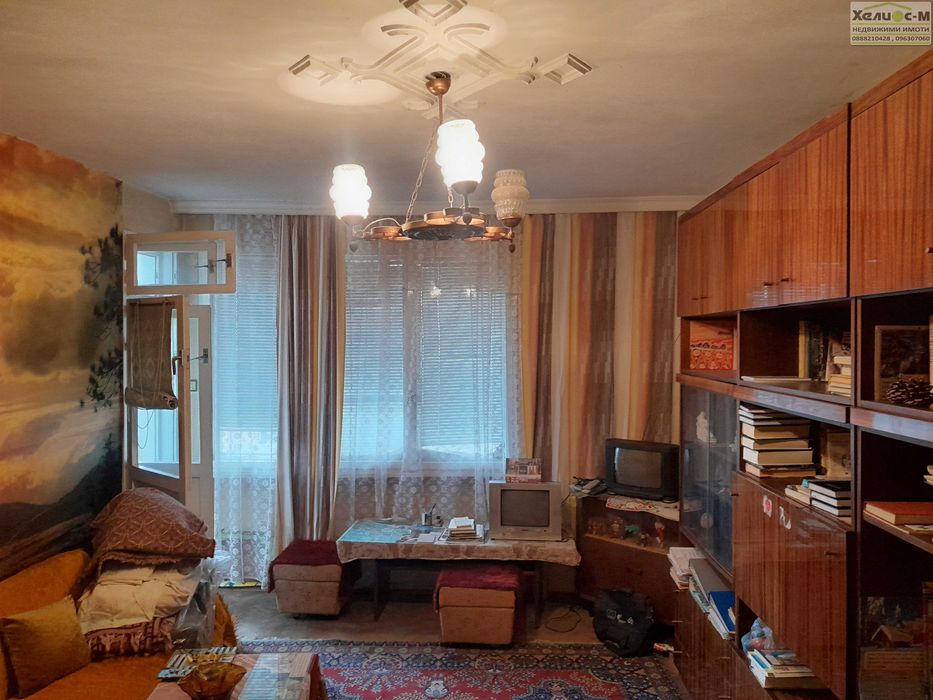 Тристаен апартамент в района на Езиковата гимназия, гр.Монтана