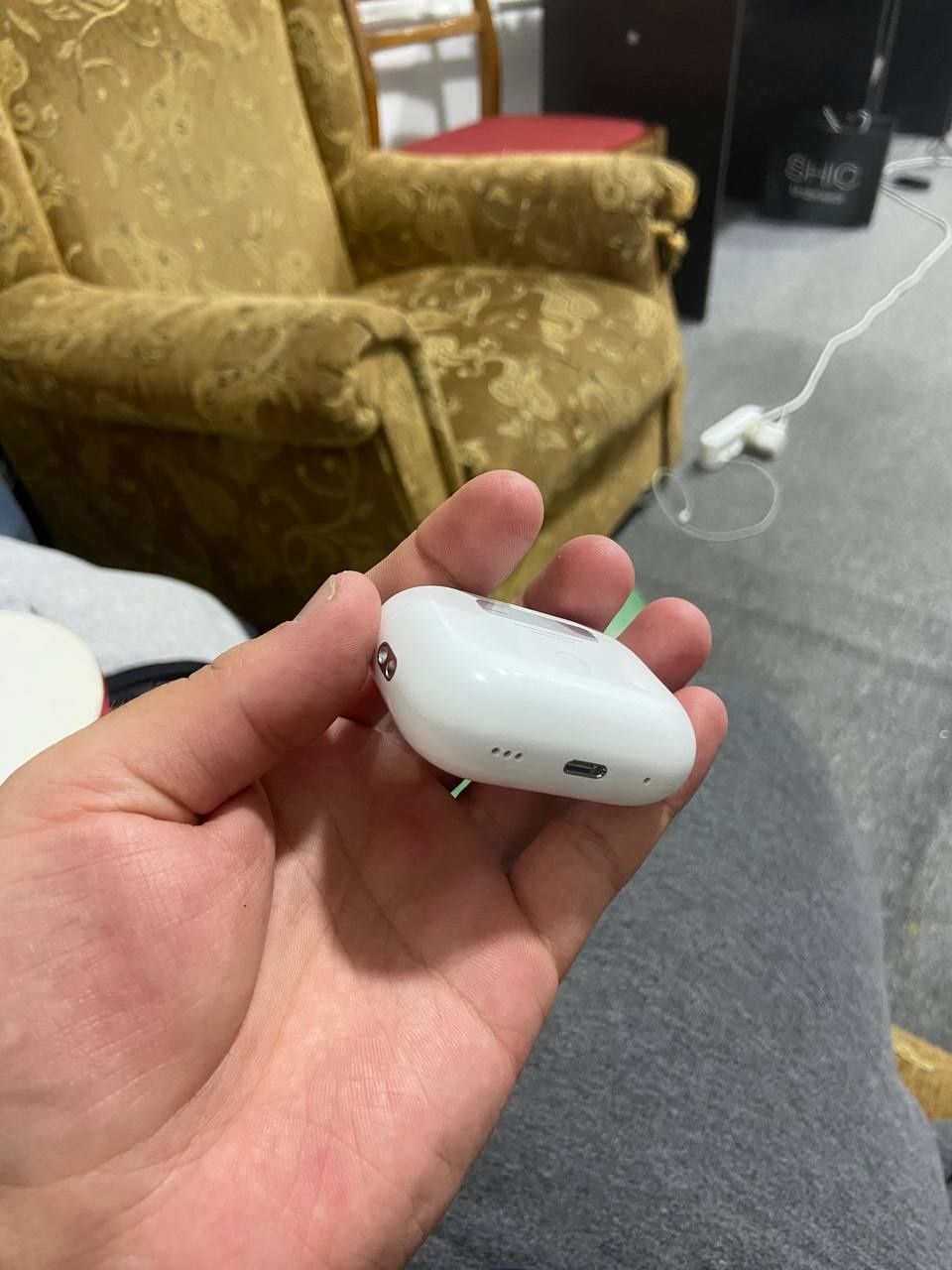 Airpods pro lightning