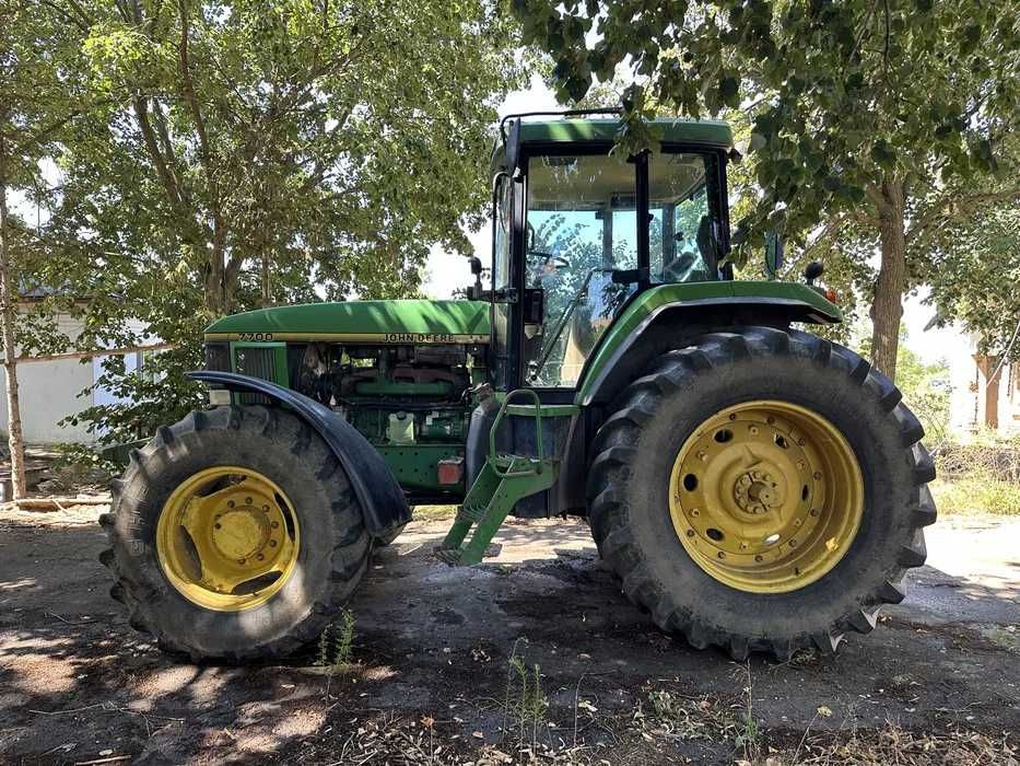 Dezmembrez John Deere 7600 7700