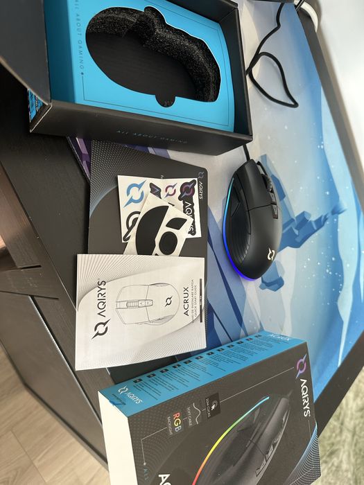 Mouse gaming aqirys acrux