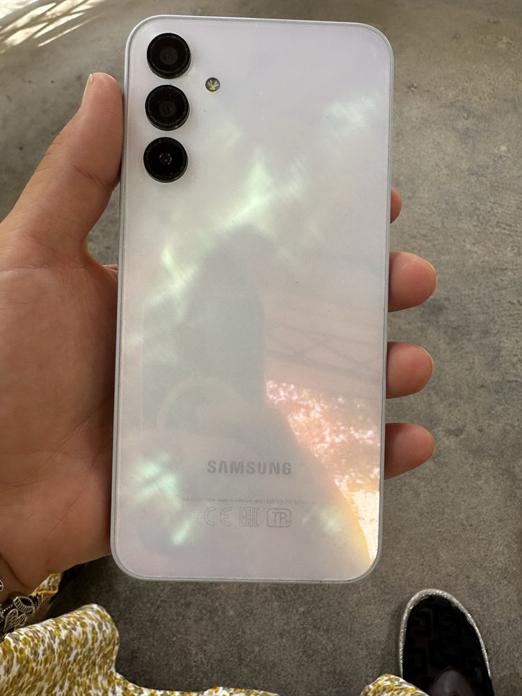 Samsung A15 sotiladi holati a’lo 2,200 ga sotamiz