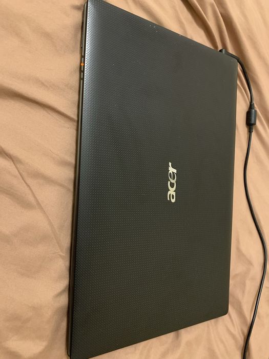 Продам ноутбук acer в хорошем состояние