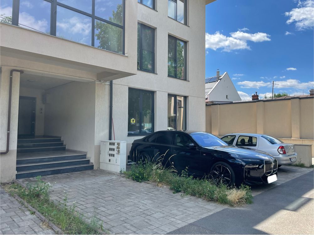 Bucurestii Noi Bazilescu/de inchiriat Ap 3 camere/2Bai/Parter Bloc nou