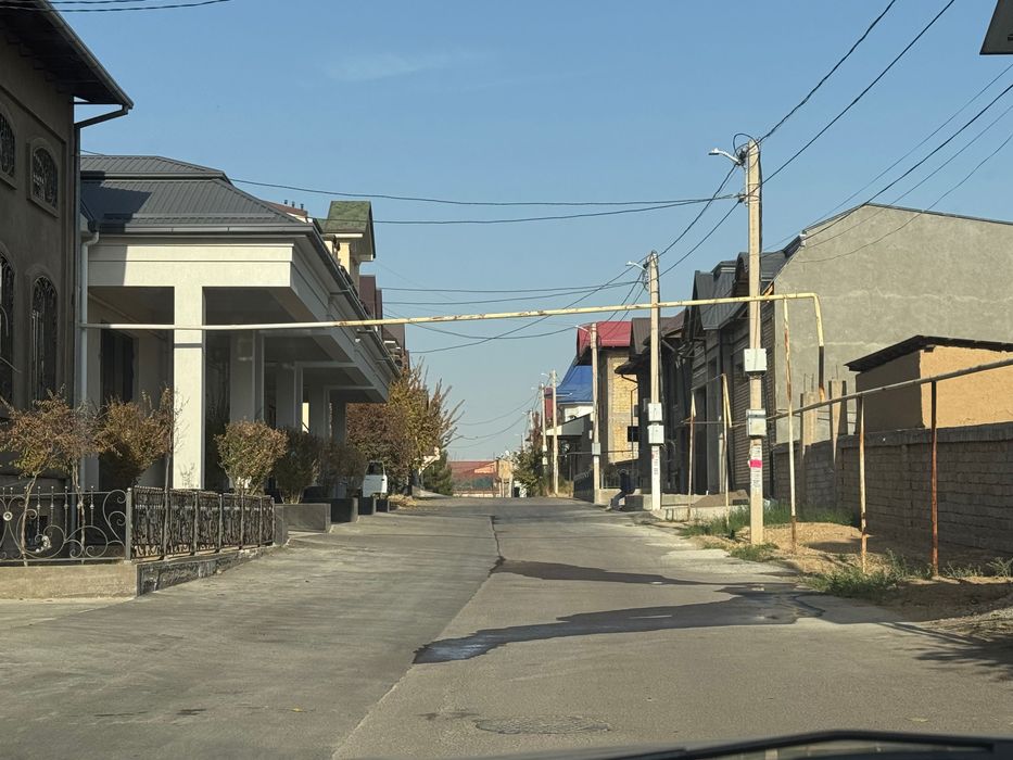 Собственник. Исломобод махалля 2.5 соток 5 комнат + кухня