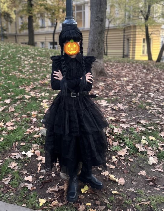 Костюм за Хелоуин  Wednesday
