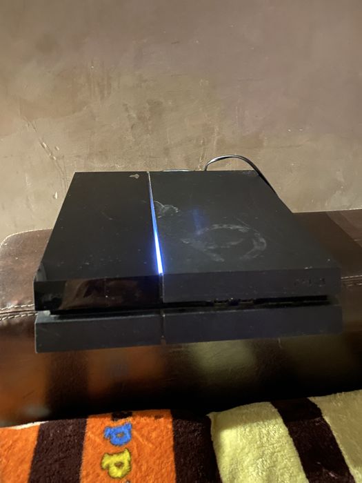 Ps4 cu cont de ps plus extra valabil un an