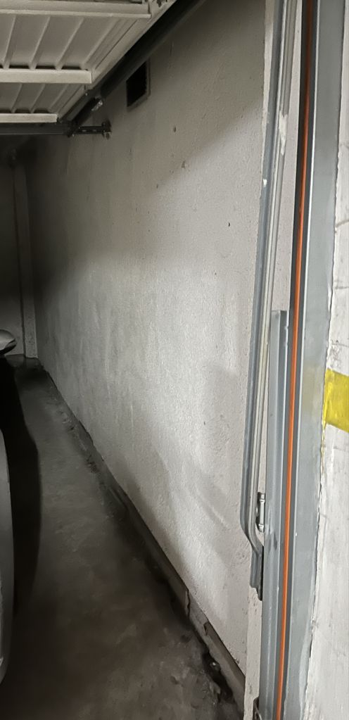 Дава се под наем Гараж / Паркомясто в София, Студентски град - 18 кв.м за 94.35 € - Снимка #4