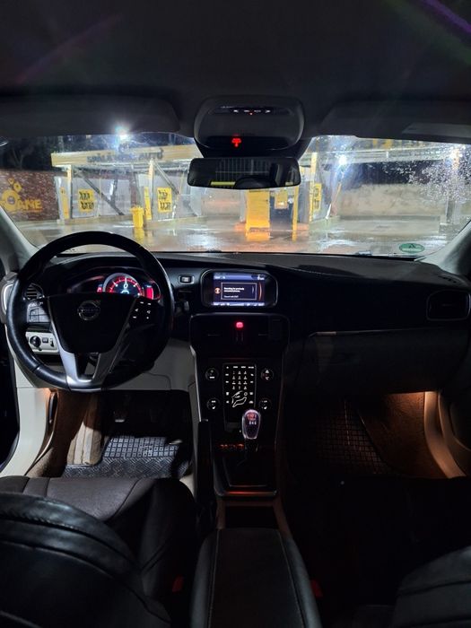 Vand Volvo V40 2014