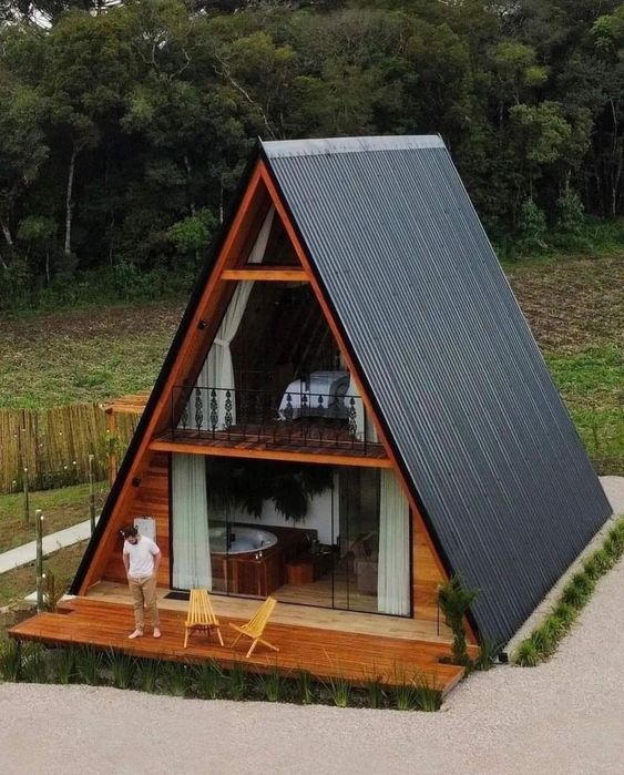 Meseriași în domeniul casei și cabanei din lemn