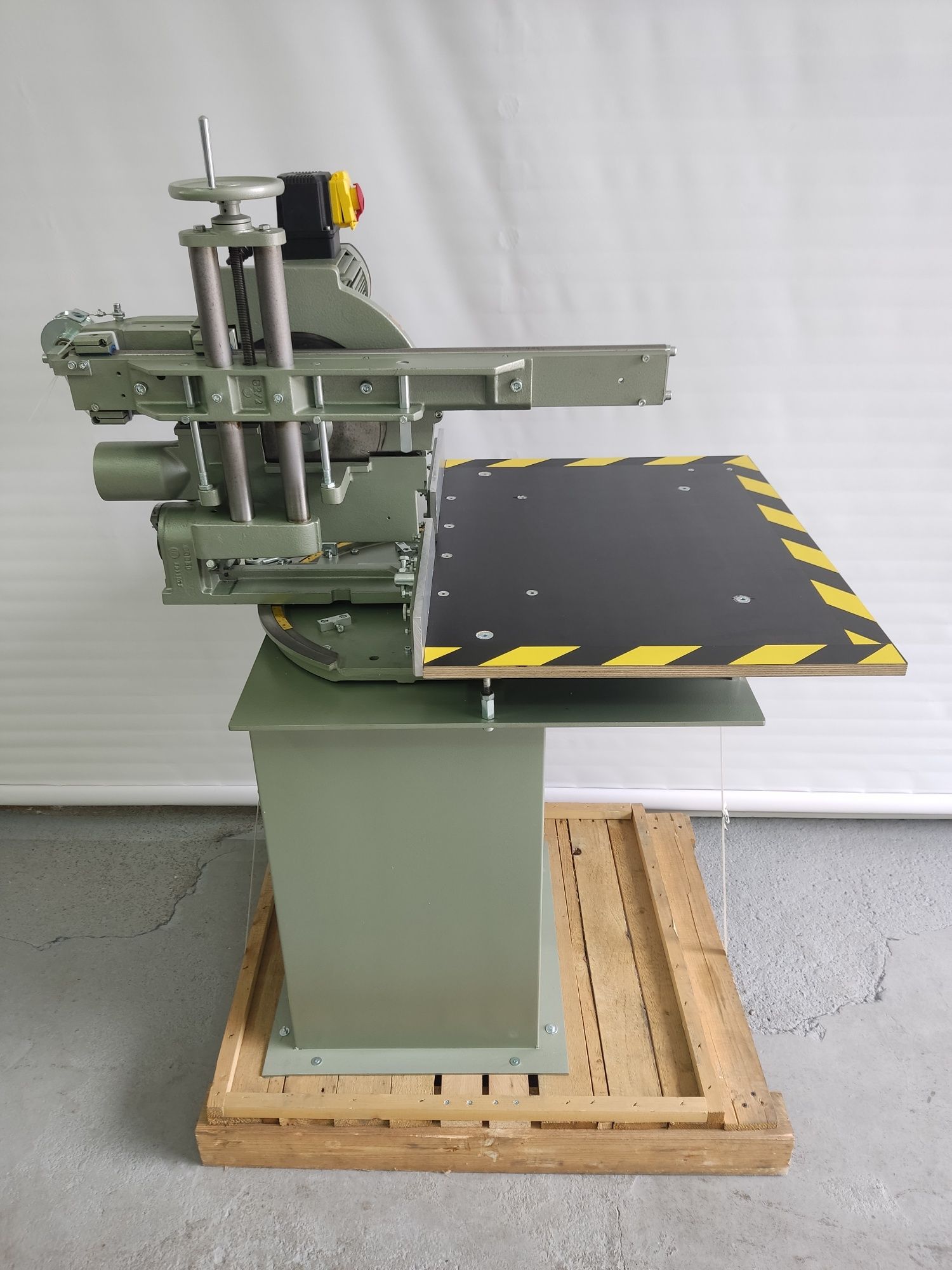 Циркуляр GRAULE ZS 135 N - Германия