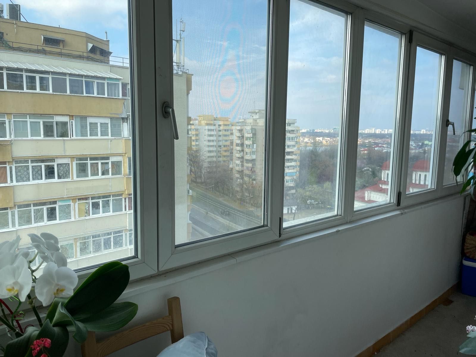 Apartament 3 camere, intersecția Colentina - Dna Ghica