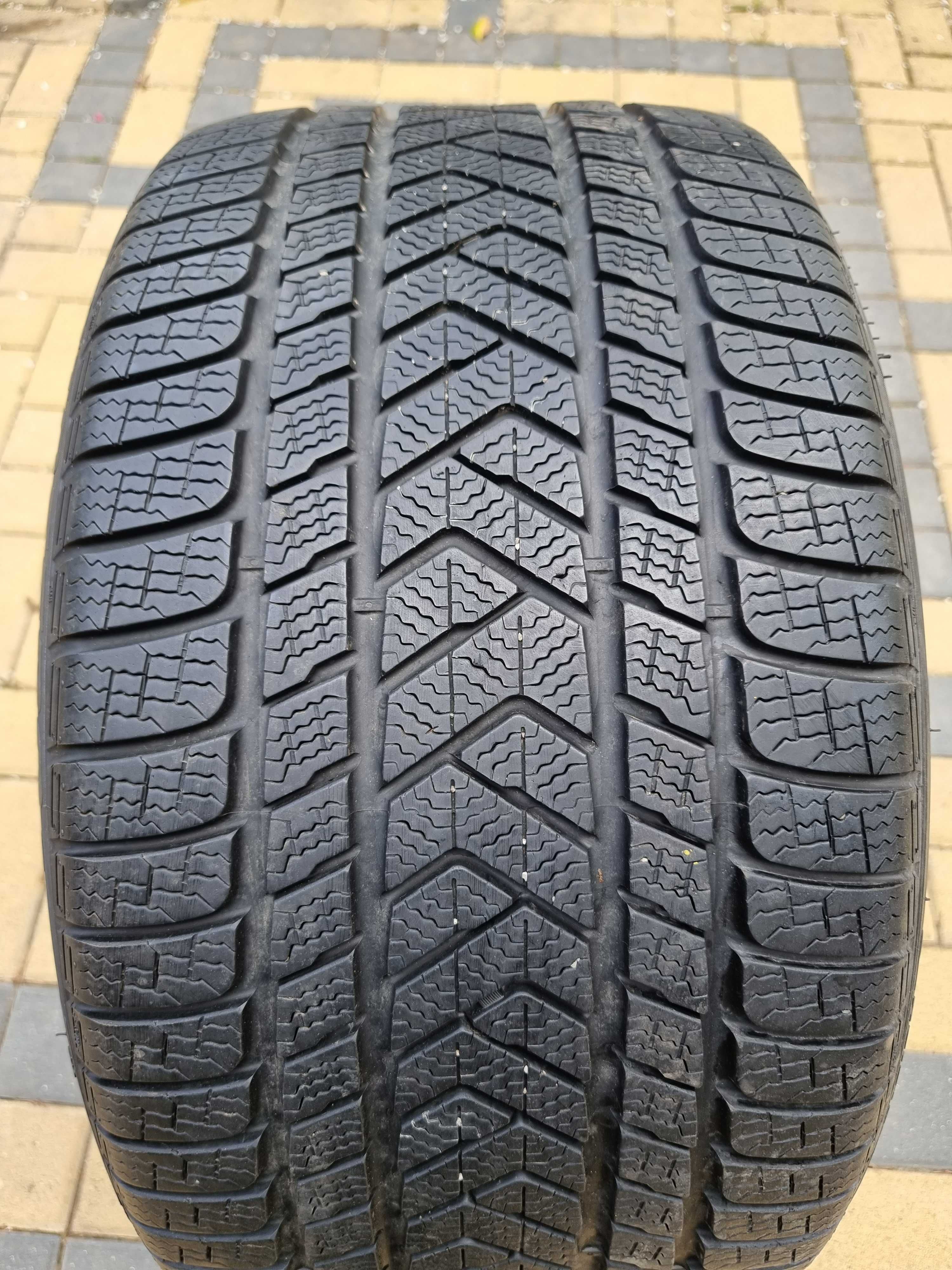 Зимна гума Pirelli SottoZero 3 315/30 R21 дот 3218 Пирели Sotto Zero 3