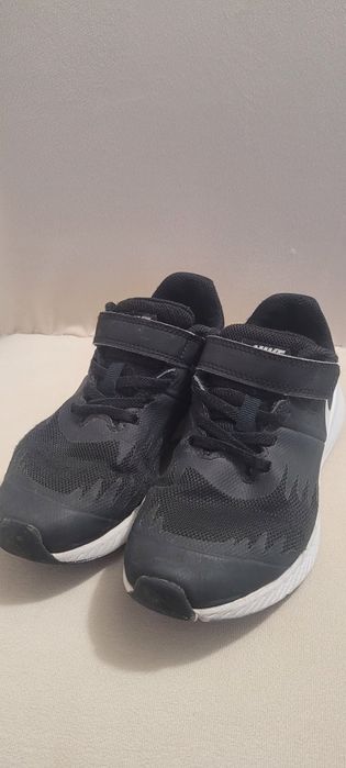 Incaltari sport Nike, mărimea 32