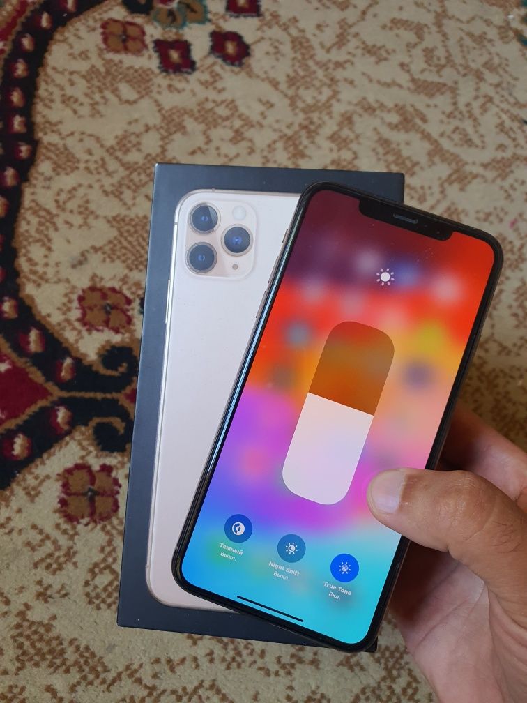 Iphone 11 Pro Max.Gold