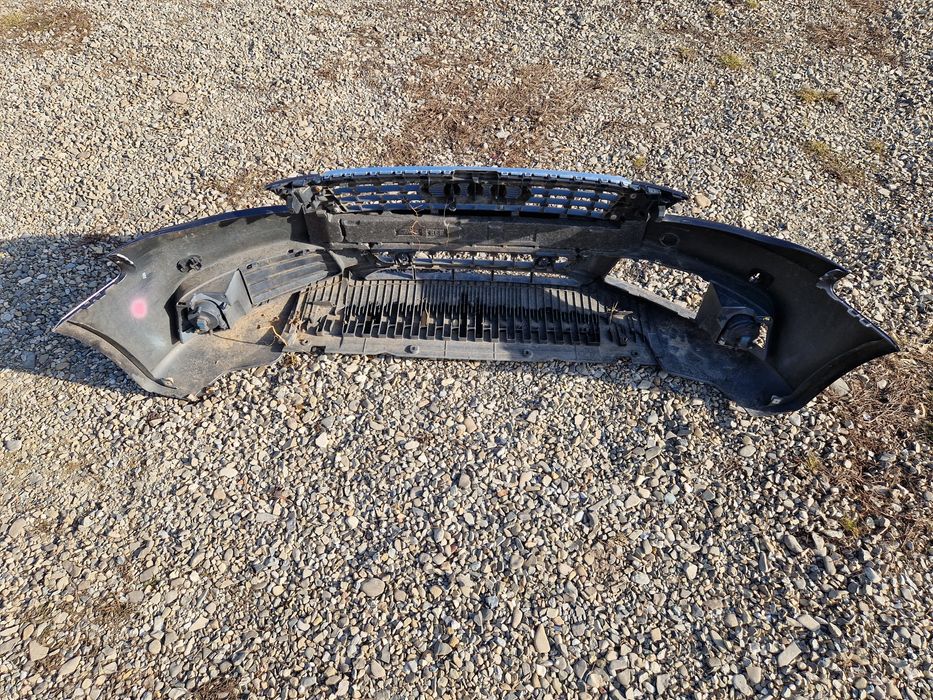 Bara fata grila Audi A4 b8 cod culoare LZ7L