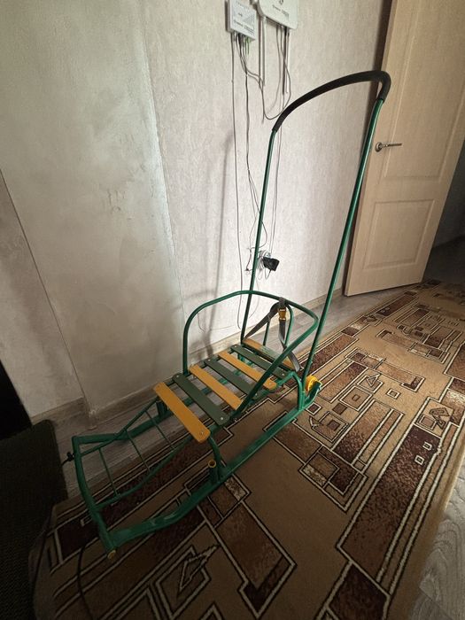 Продается детский санки в хорошем состояний