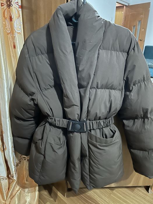 Продается новая зимняя куртка