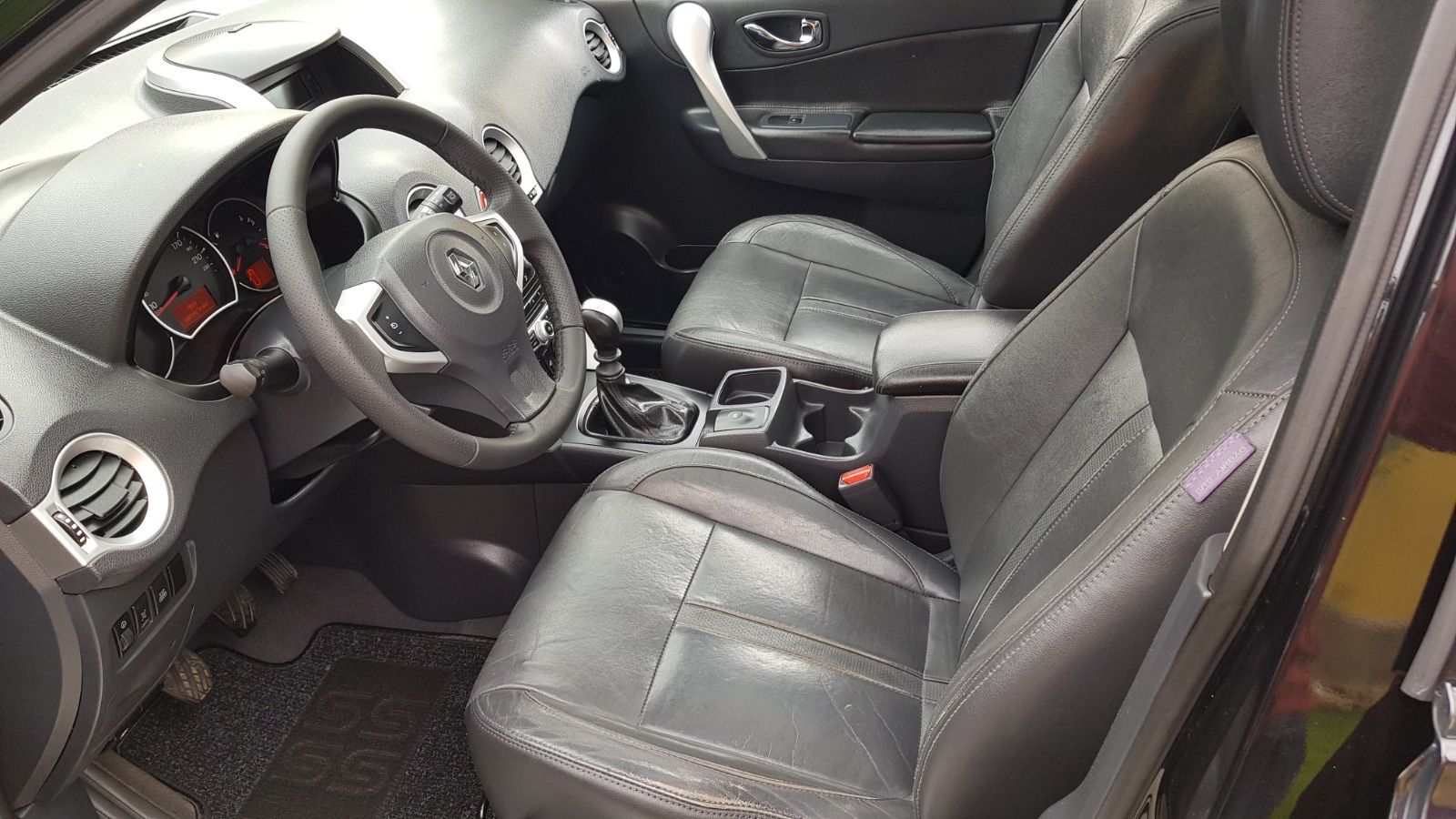 Renault Koleos 2,0 dci,  4x4,  RATE!!