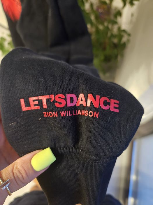 Hanorac Jordan 163 -175cm
Stare foarte buna