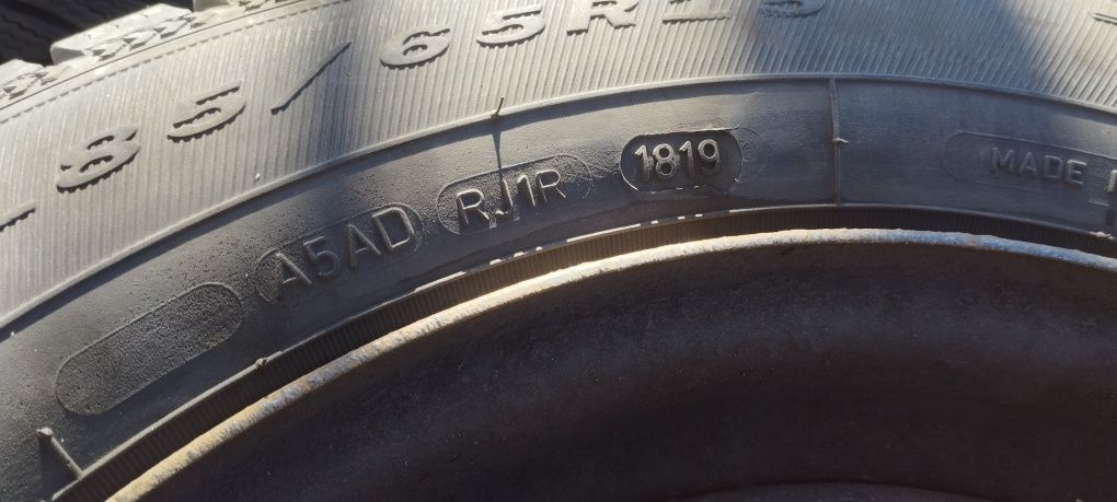 4бр зимни гуми с джанти 185/65/15 + 1 резервна гума с джанта