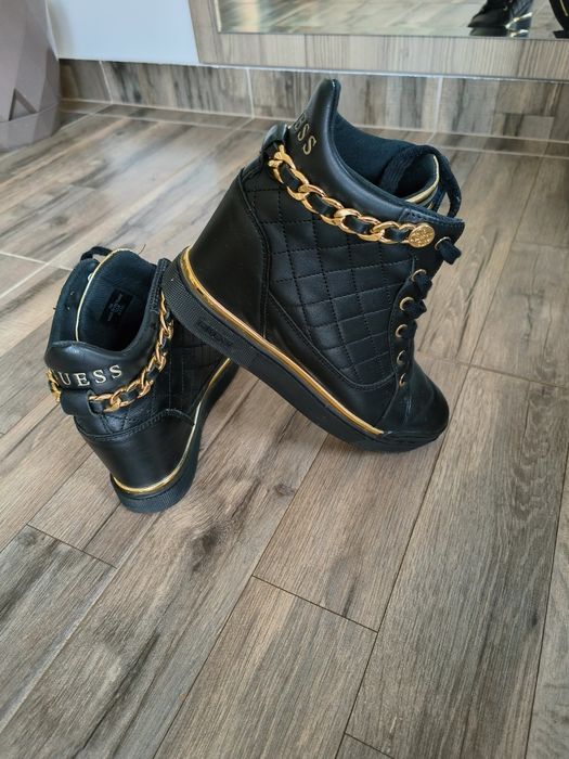 Adidași Guess 36
