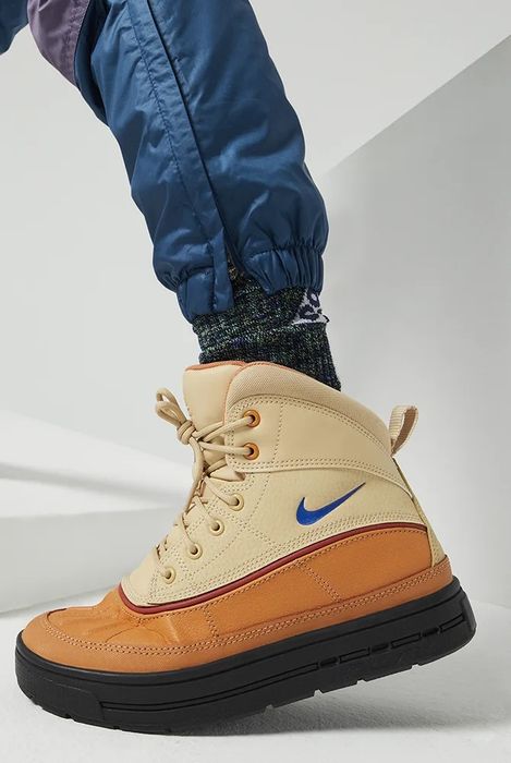 NIKE WOODSIDE 2 HIGH номера: 38; 38.5; 39