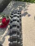 Кросова гума 100/80-R18