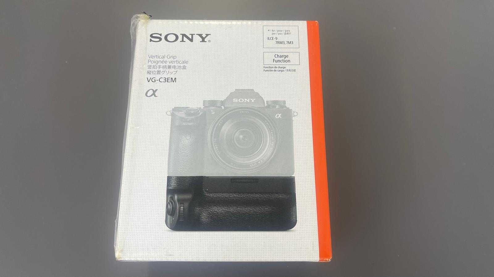 Grip pentru mirrorless Sony a9, a7 III, a7R III