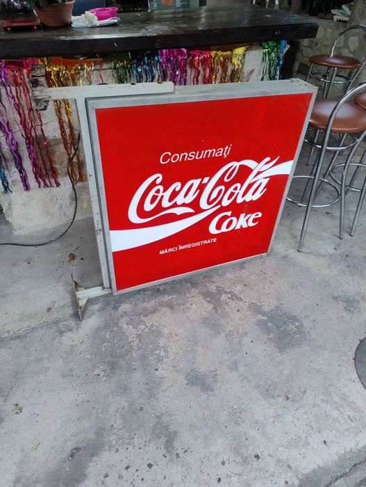 Reclamă luminoasă Coca-Cola anii ’90