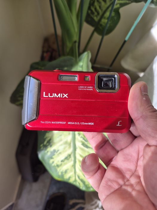 Compact digital Panasonic DMC FT25