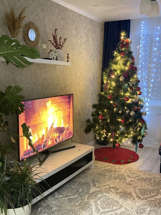 Искуственная елка/сосна 210см