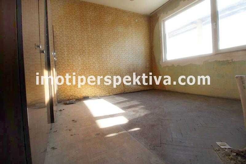 Продава се Тристаен апартамент в Пловдив, Център - 74 кв.м за 1255 €/кв.м - Снимка #4