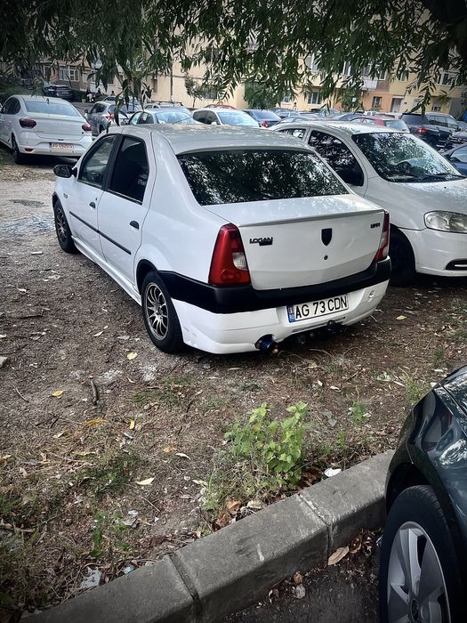 Vand Dacia logan