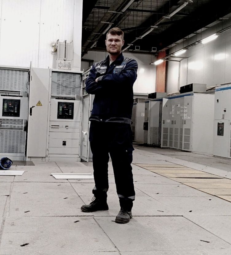 Elektrik 24/7 Промышленный электромонтиор – диагностика, ремонт, обслу