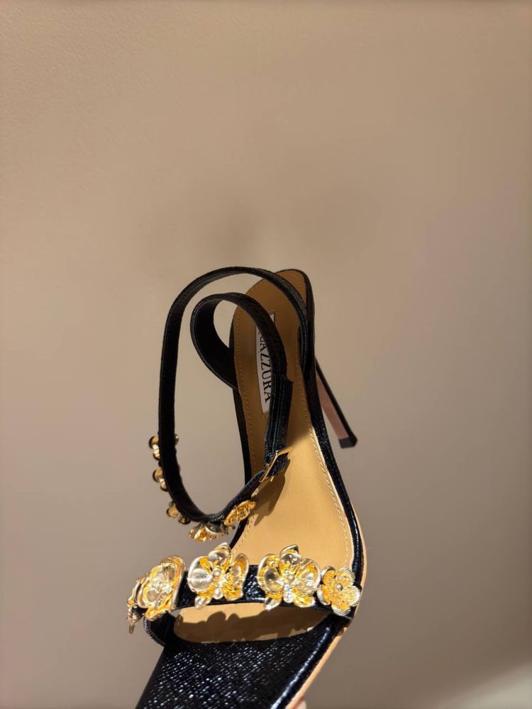 Pantofi Aquazzura