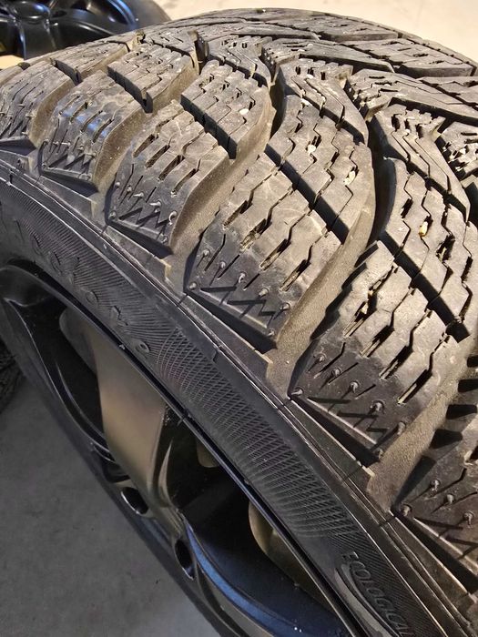 Roți de iarnă 215/55R16 5x114.3