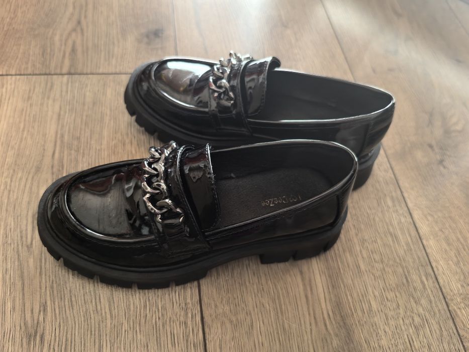 Модерни обувки за госпожица