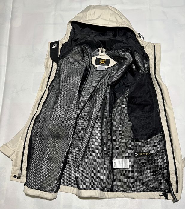 Geaca Jack Wolfskin damă marimea M
