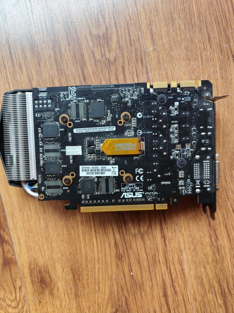 Продавам Asus GTX 760