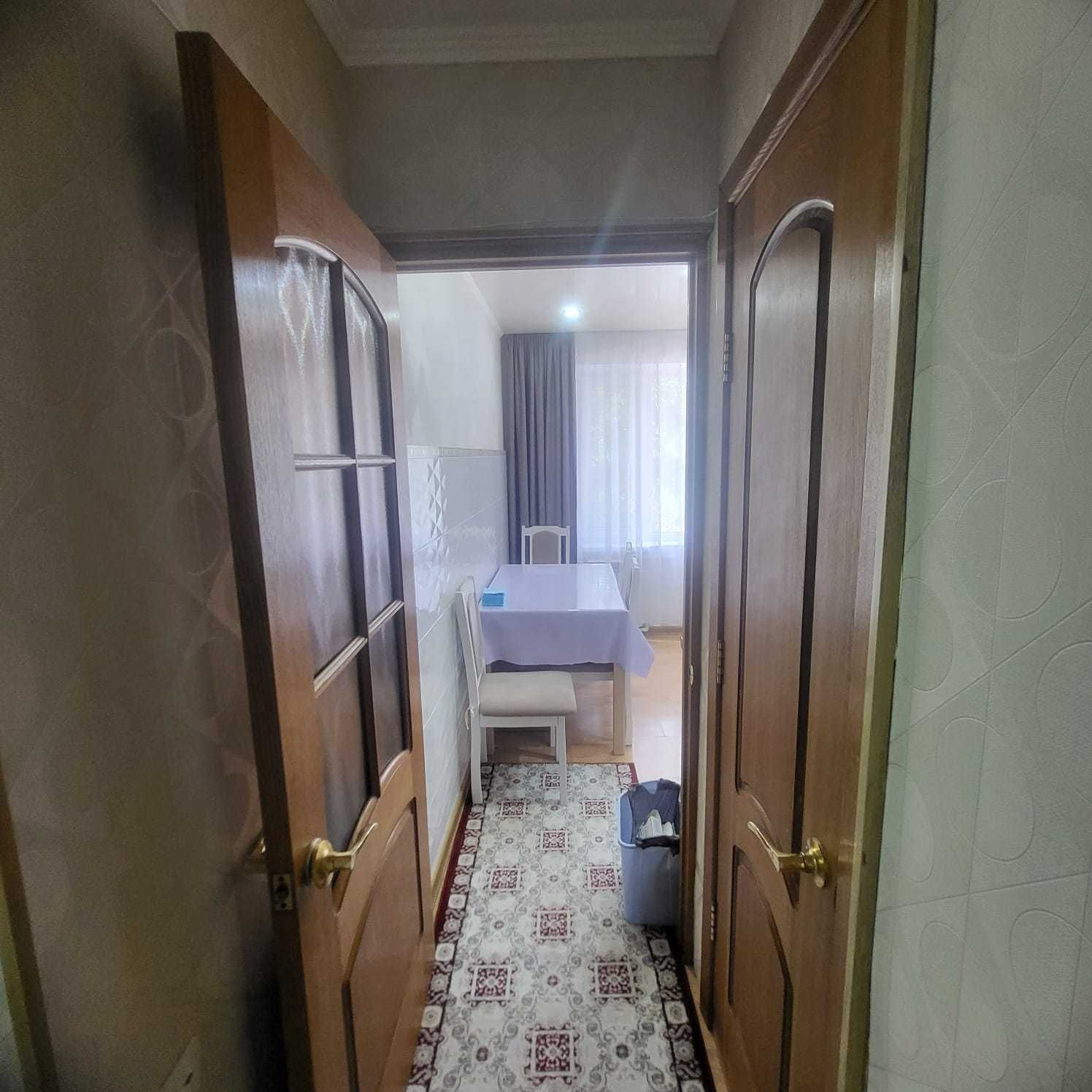 продам 3 комнатную Улучшенной Металлургов