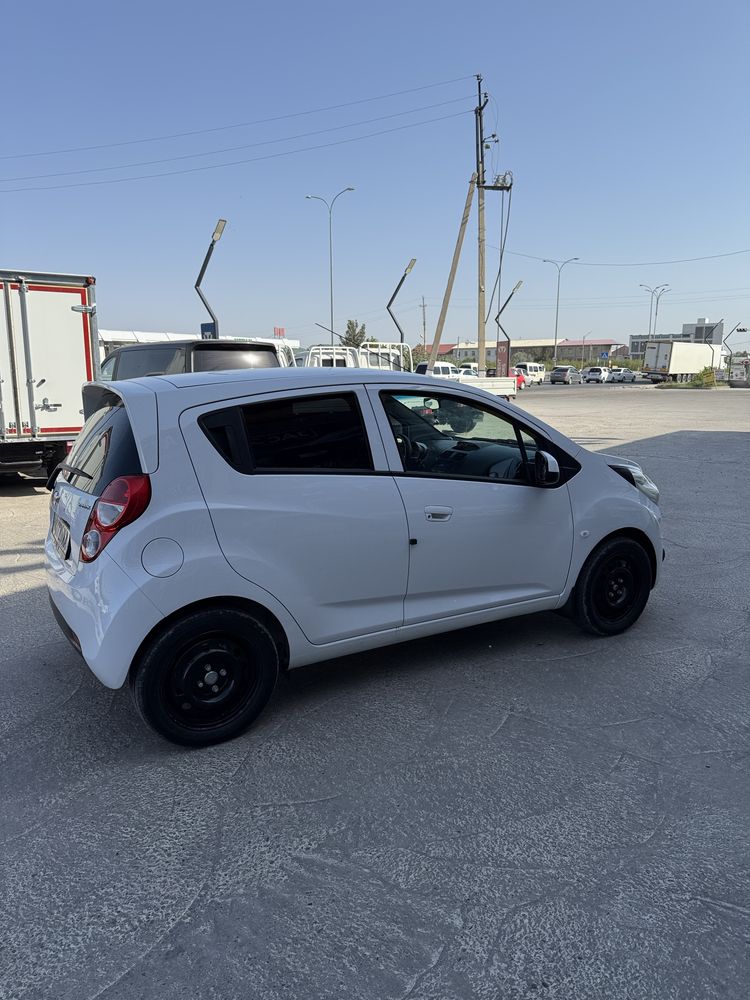 Spark 1.25 matorlik 2-pazitsiya ideal xolatda