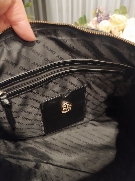 Чанта DKNY, естествена кожа