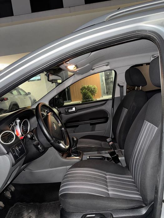Vând Ford Focus 1,6 TDI