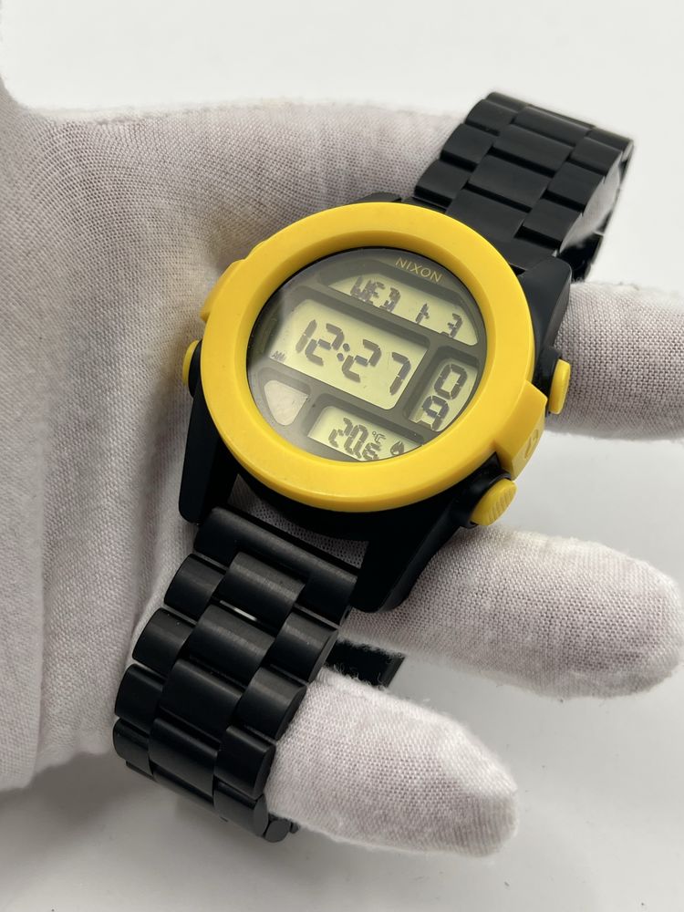 Nixon мъжки часовник