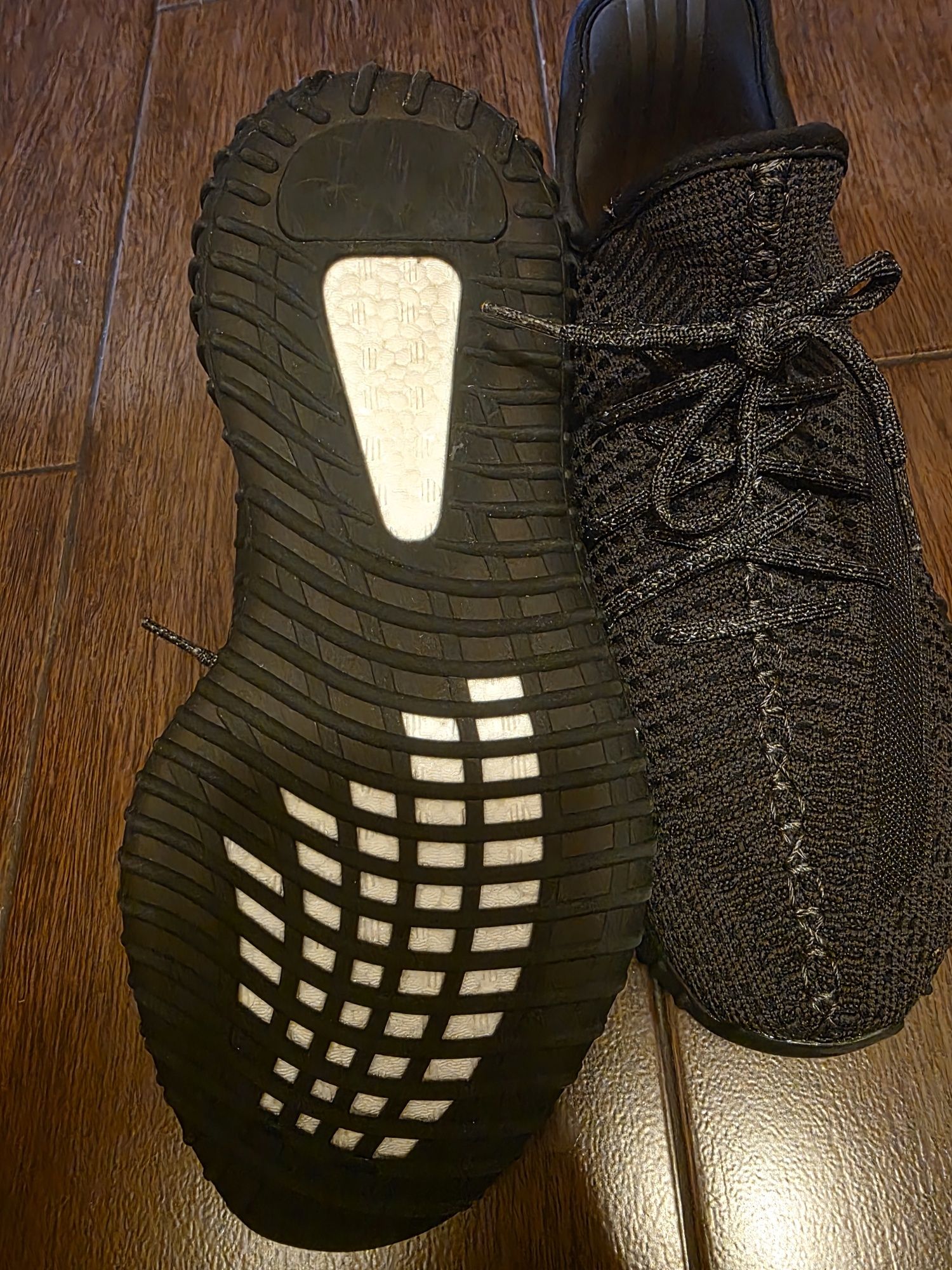 Adidas Yeezy 350 v2 , Black