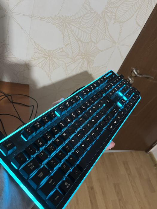 Клавиатура Марка:COUGAR