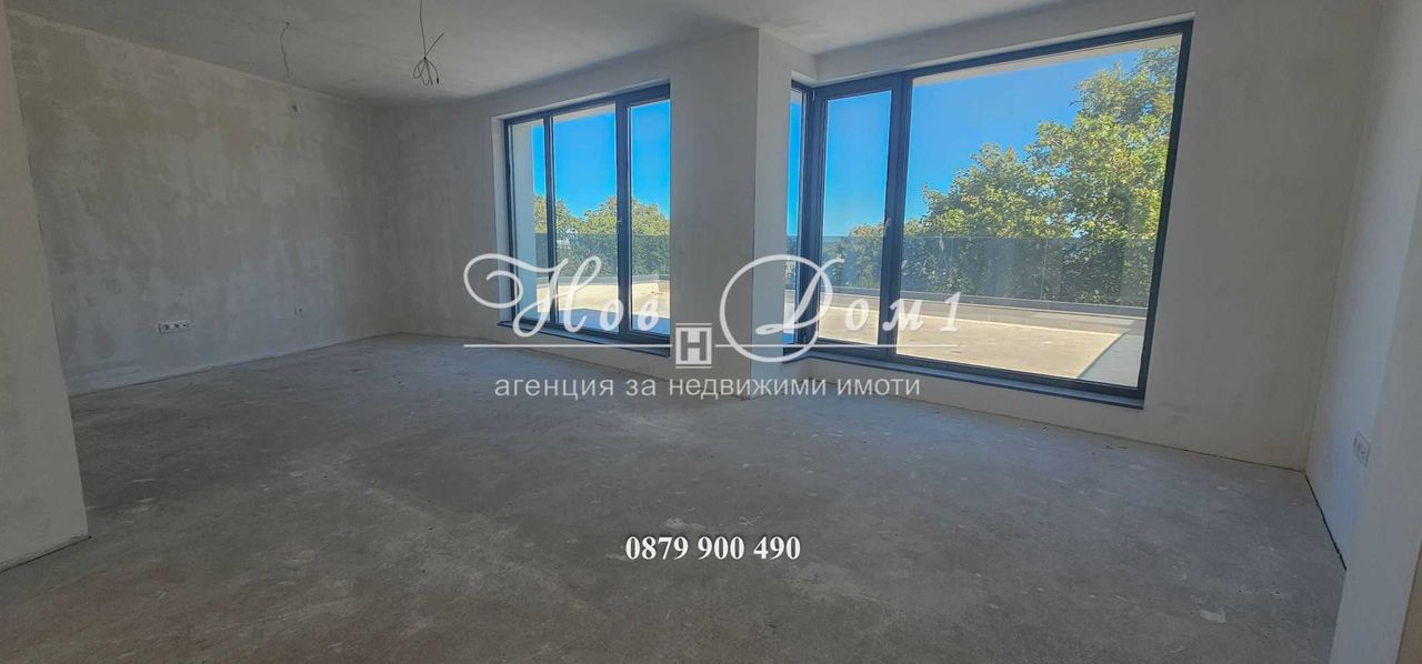 Продава се Тристаен апартамент в Варна, Операта - 220 кв.м за 3145 €/кв.м - Снимка #3